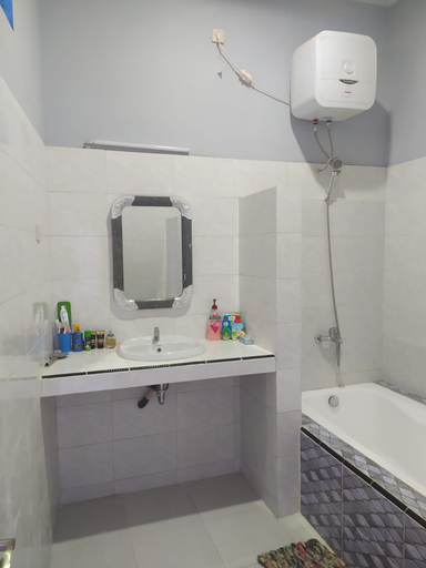 Bathroom 5, Villa Rumah Kita, Sleman