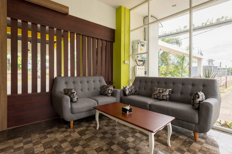 Public Area 5, Noura Guest House Syariah Merjosari, Malang