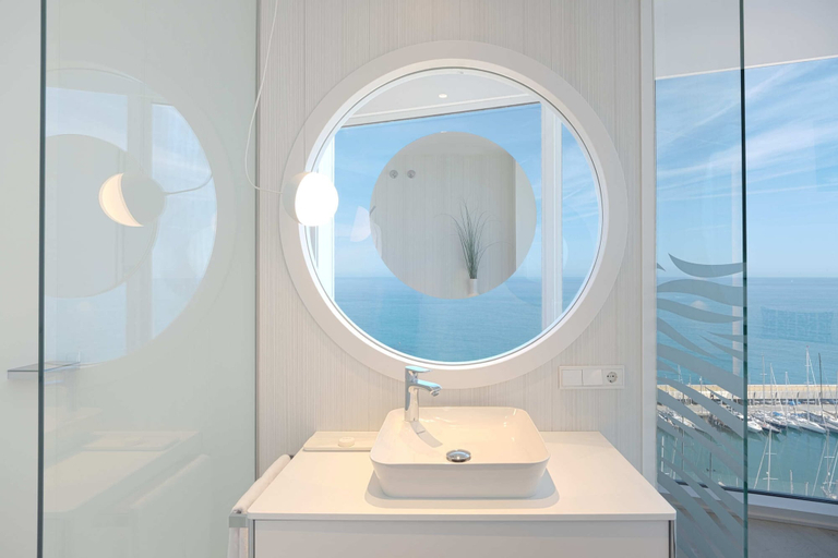 Bathroom 5, Hotel Marina Badalona, Barcelona