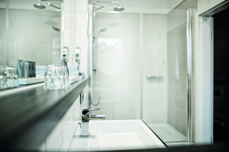 Bathroom 5, City Hotel Bosse, Minden-Lübbecke