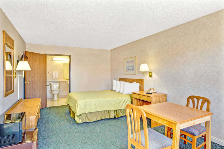 Bedroom 3, Days Inn by Wyndham Carson City, Carson City