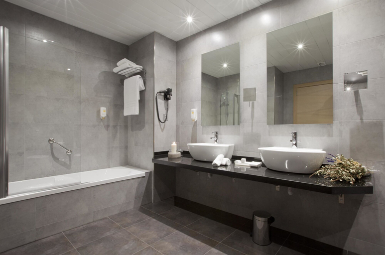 Bathroom 4, Spirit Hotel Gran Bilbao, Vizcaya