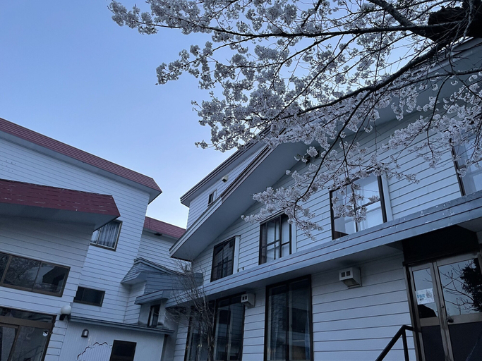 Exterior & Views 2, Ha-Mon, Otari
