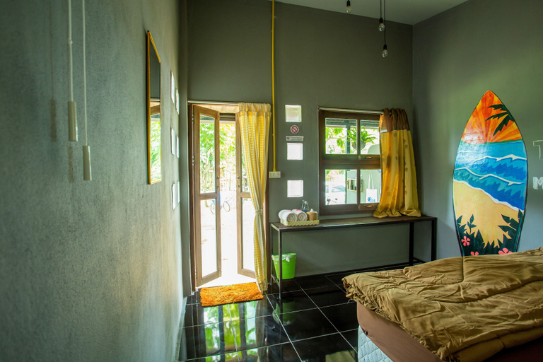 Bedroom 2, Baan Katisod, Pai