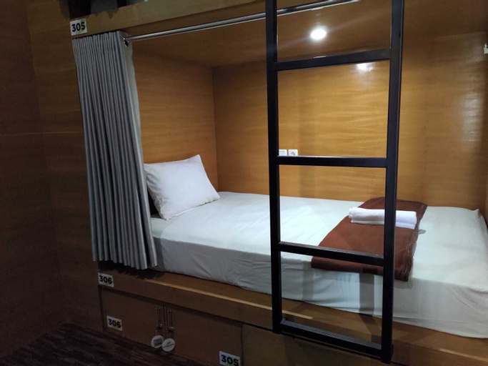 Bedroom 7