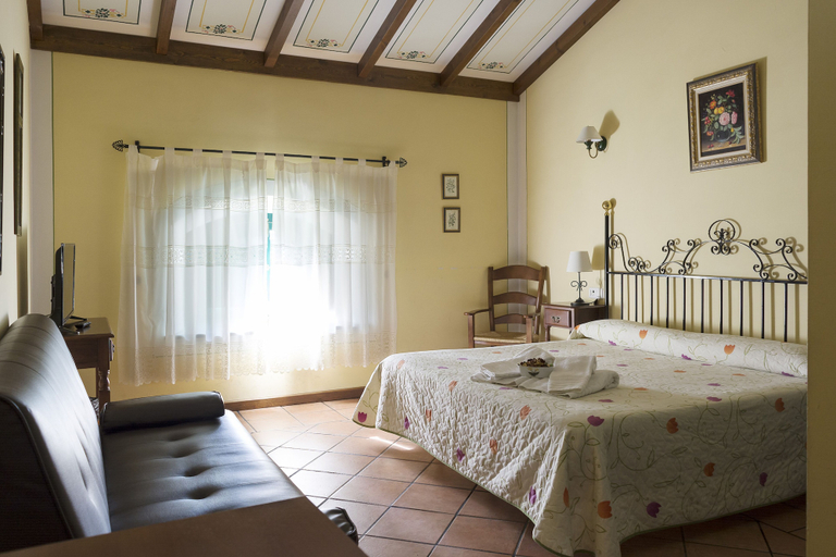 Bedroom 3, Hospedium Hotel Rural Soterraña, Cáceres