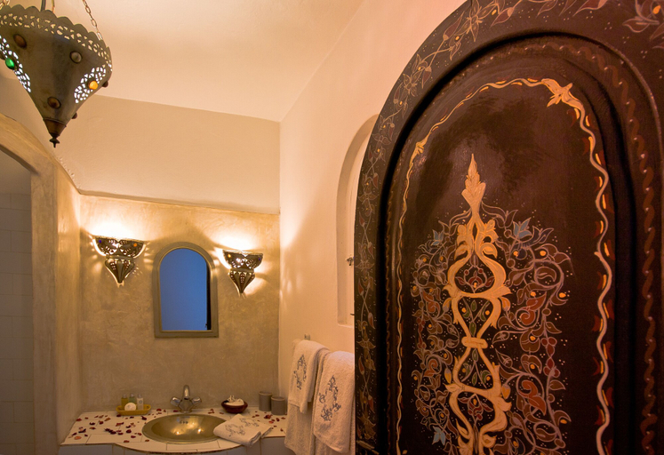 Bathroom 3, Dar Nafoura Mogador, Essaouira