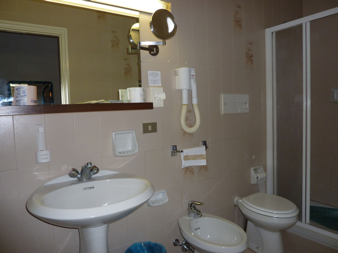 Bathroom 5
