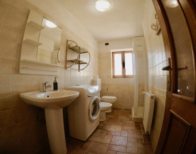 Bathroom 5, 4lander House Balins, Pordenone