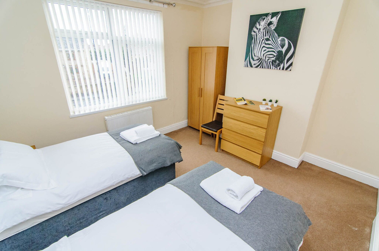 Bedroom 4, Gilpit House, Leeds