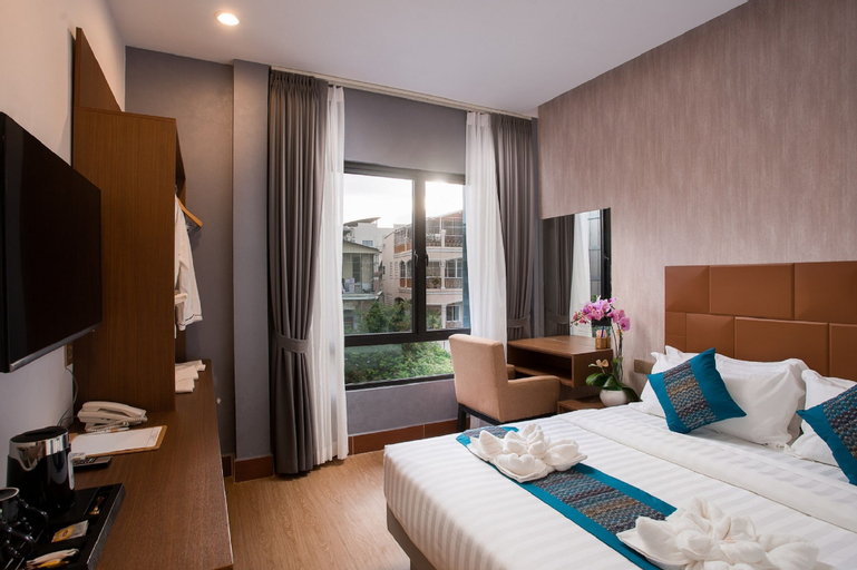 Bedroom 6
