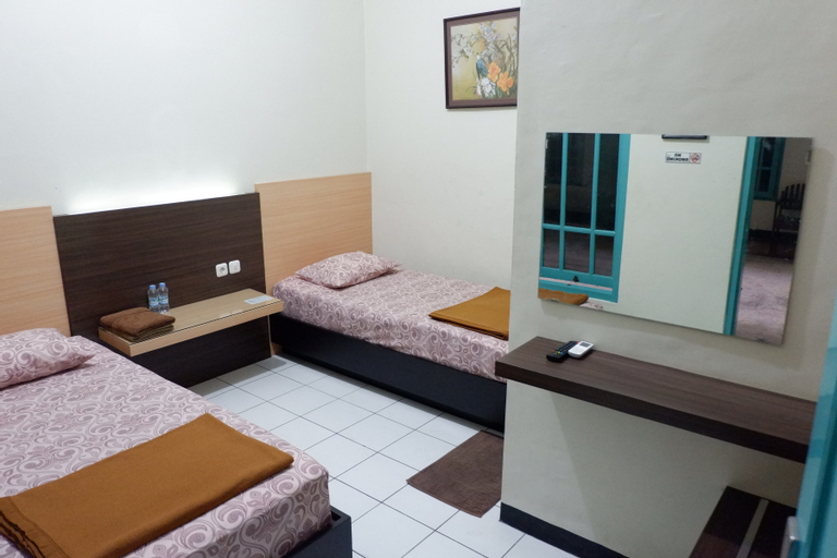Bedroom 12