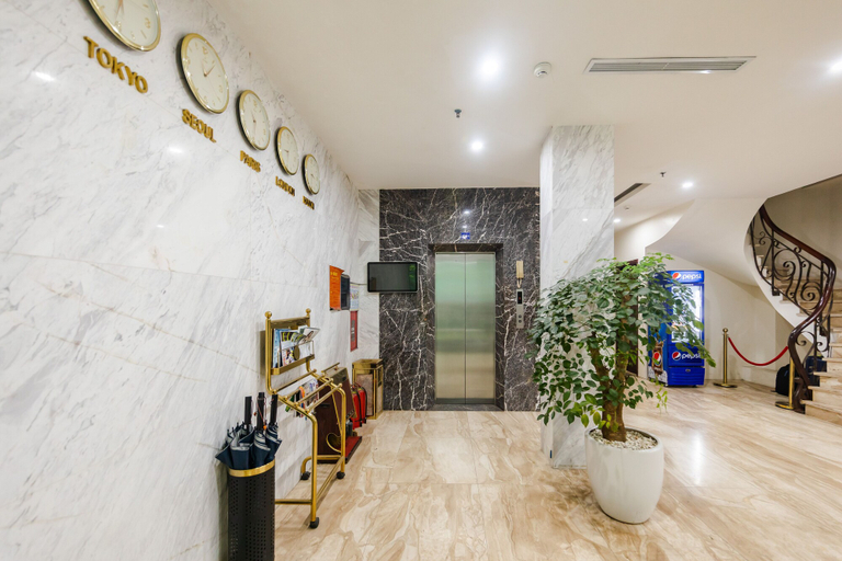 Others 4, One Hotel, Cầu Giấy