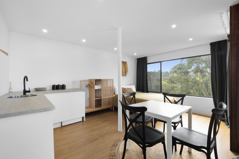 Dining Room 5