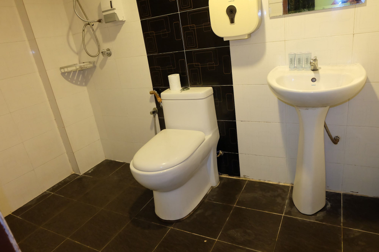 Bathroom 4, Esperanza Hotel, Kuala Lumpur