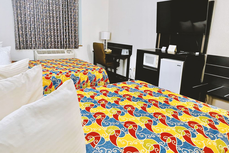 Bedroom 4, Coratel Inn & Suites By Jasper Northfield, Rice