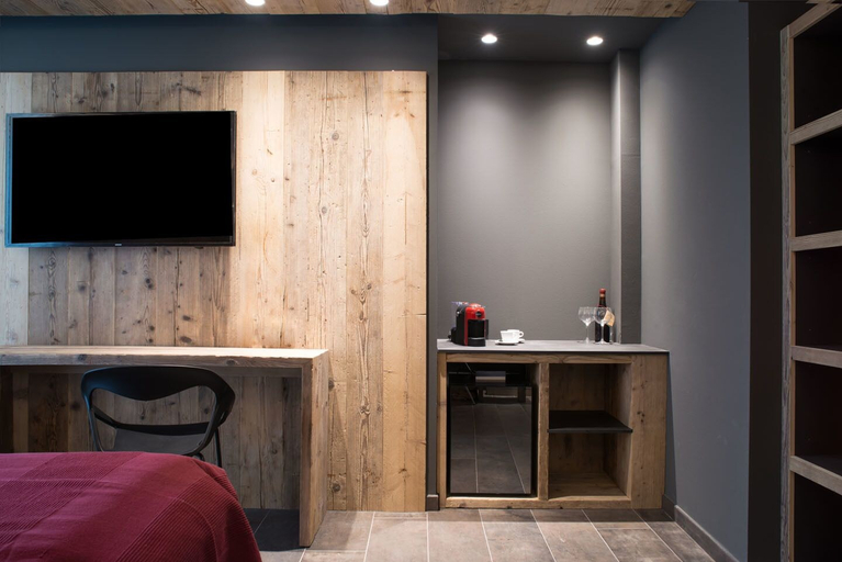 Bedroom 3, Hotel San Vitale, Sondrio