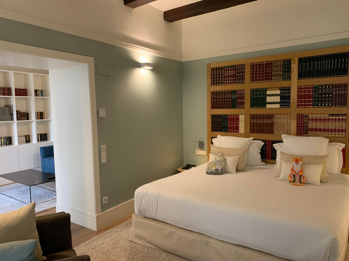 Bedroom, Hôtel de Cavoye, Seine-et-Marne