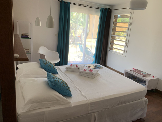 Bedroom 4, Poé Côté Lagon Beach Bungalows, Bourail
