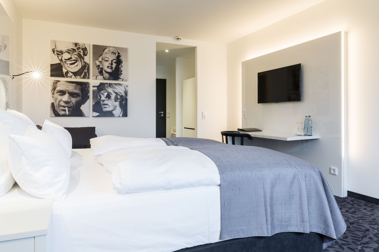 Bedroom 16