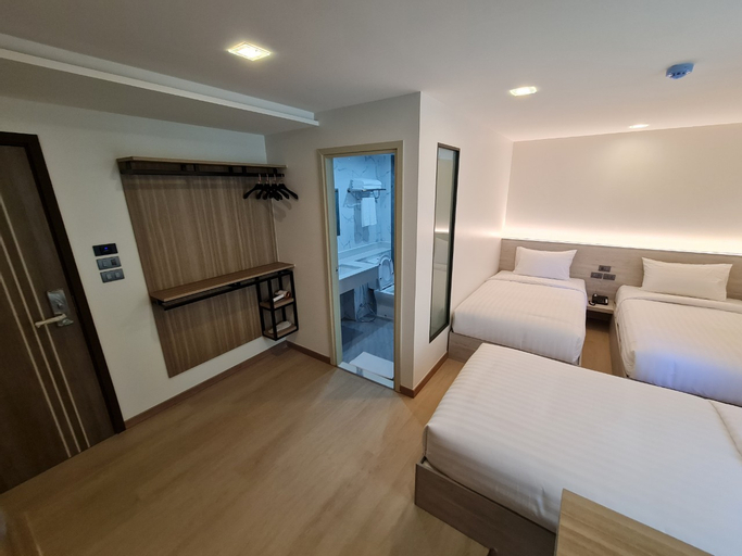 Bedroom 6
