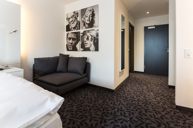 Bedroom 13