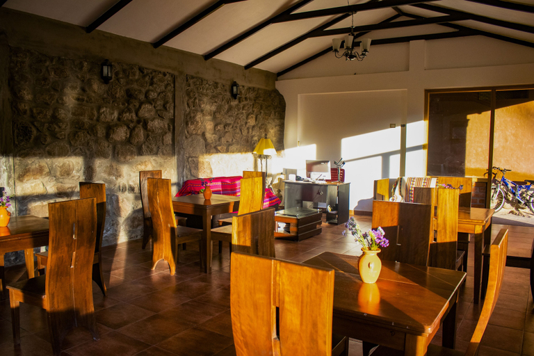 Food & Drinks 5, Valley Walker Home, Urubamba