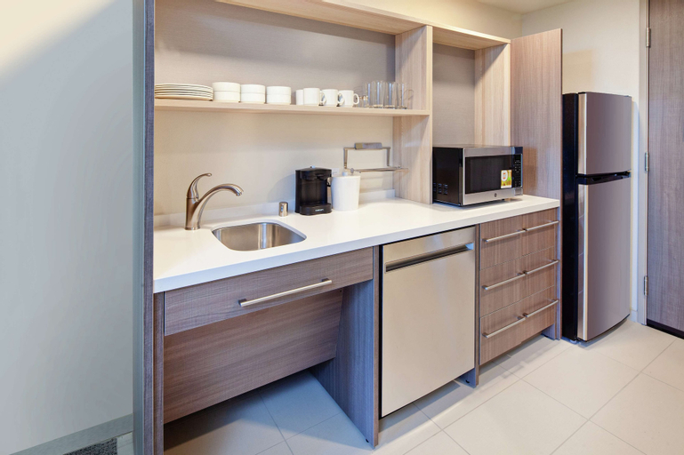 Dining Room 26