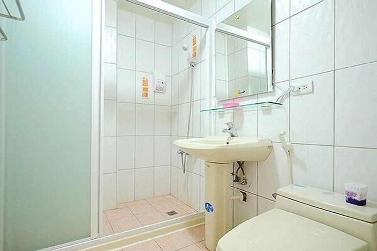 Bathroom 4
