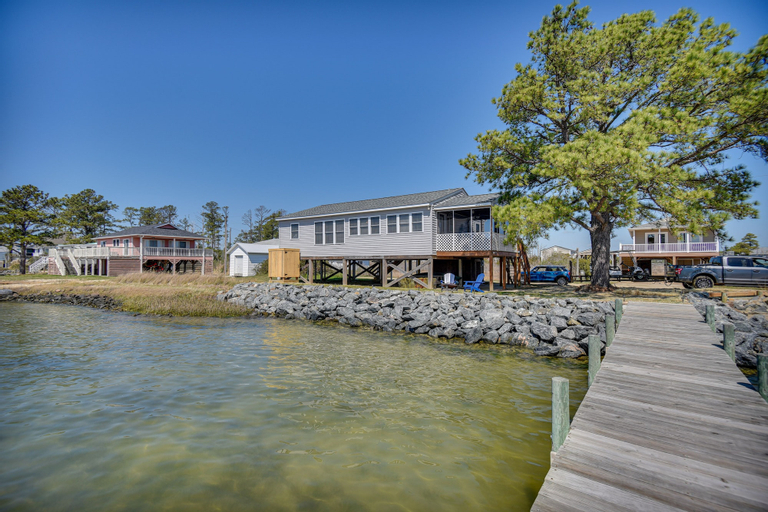 Others 1, North Home on North River w/ Community Dock, Mathews