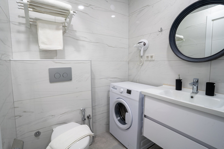 Bathroom 5, Shah Residence Hotel, Merkez