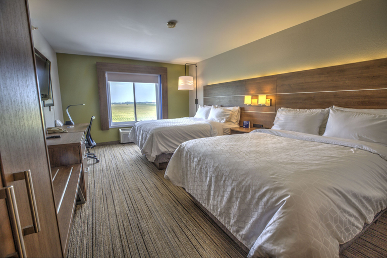 Bedroom 5, Holiday Inn Express ROCHELLE by IHG, Ogle