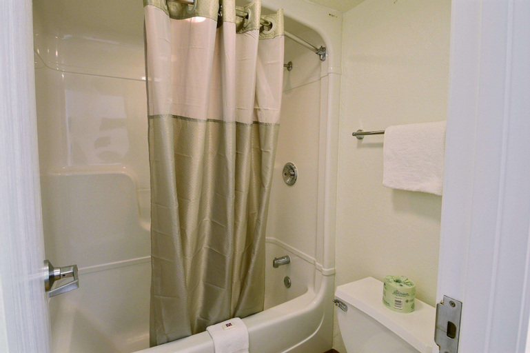Bathroom 5