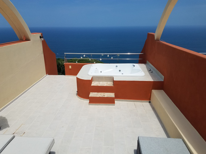 Others 5, Vista Encantada 505, Tepic