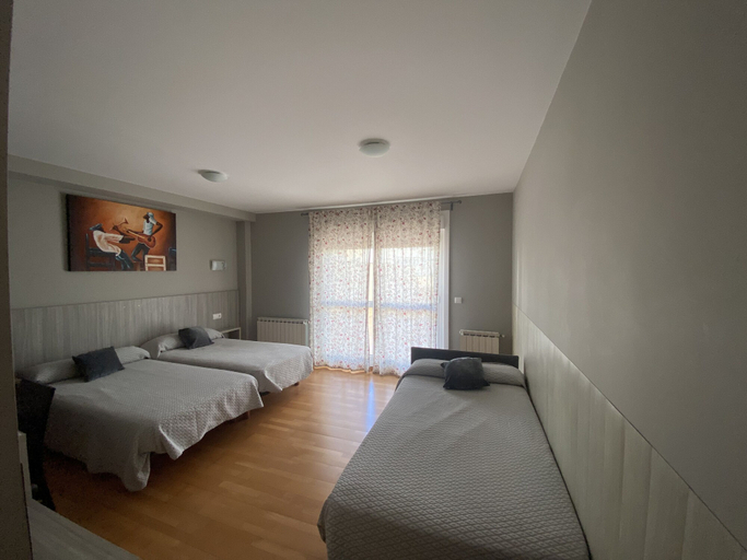 Bedroom 4, dpCristal Castelao, Lugo