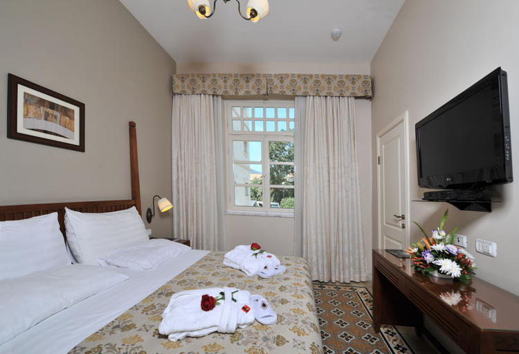 Bedroom 4, Colony Hotel Haifa