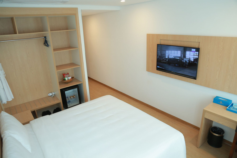 Bedroom 15