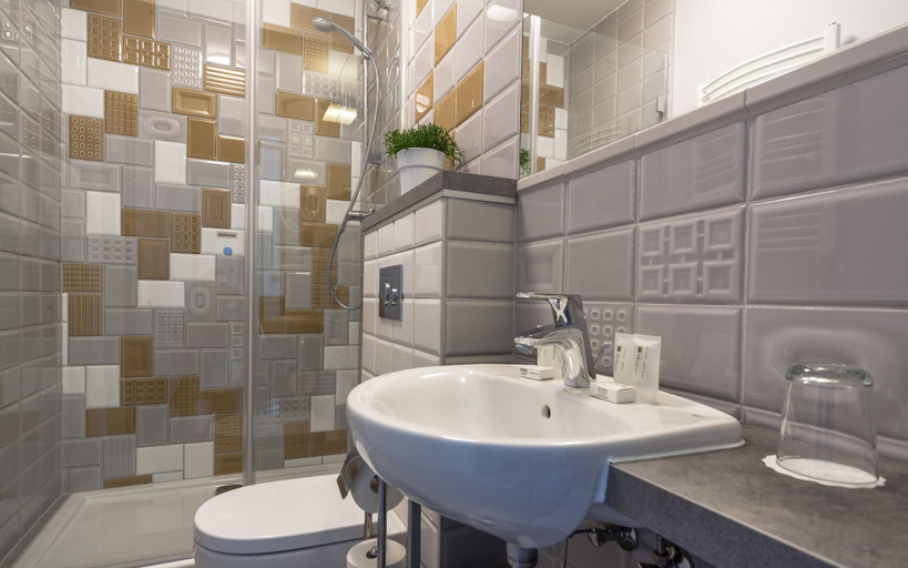 Bathroom 4, Hotel Impresja, Gdańsk City
