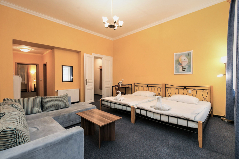 Bedroom 3, Hotel Boston, Karlovy Vary