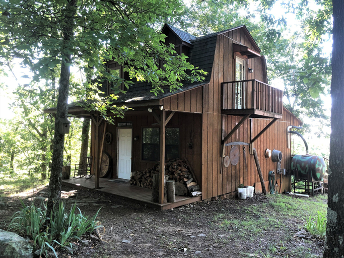 Hickory Hill Cabin Rentals, Van Buren