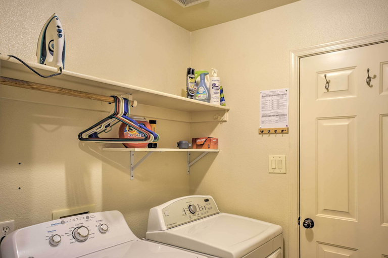 Bathroom, Idyllic Yuma Home w/ Mtn Views - Near Golfing, Yuma
