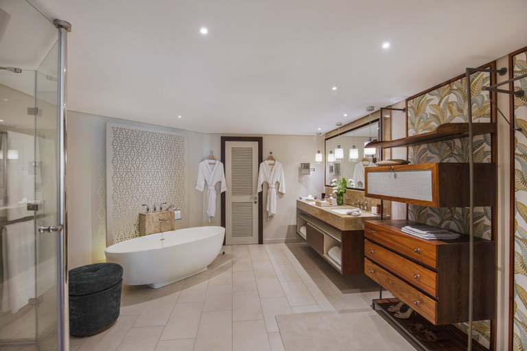 Bathroom 5, Royal Palm Beachcomber Luxury