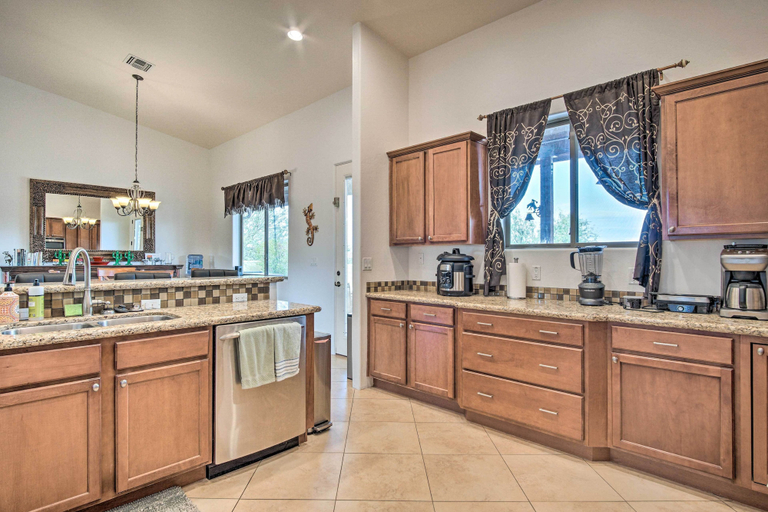 Others 5, Cozy Mtn-View Vail Home with Pool and Hot Tub!, Pima