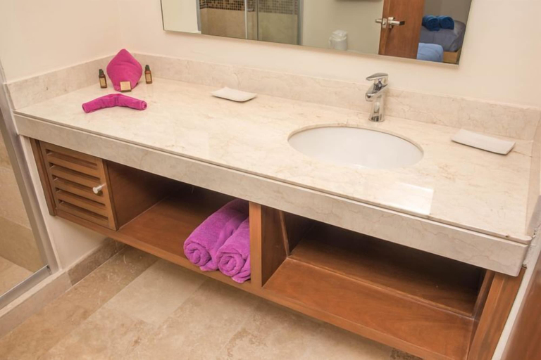 Bathroom, Paramar 003, Cozumel