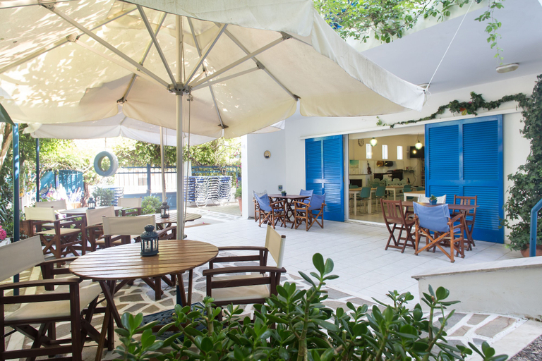 Food & Drinks 1, Daphne's Club Hotel Apartments, Peloponnese