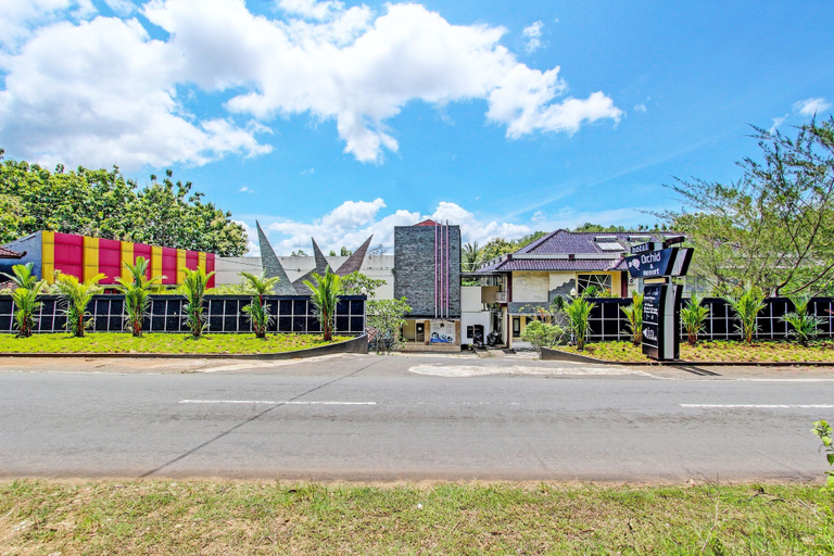 Exterior & Views 1, Collection O Gunung Kidul Near Baron Beach Formerly Orchid Hotel, Gunung Kidul