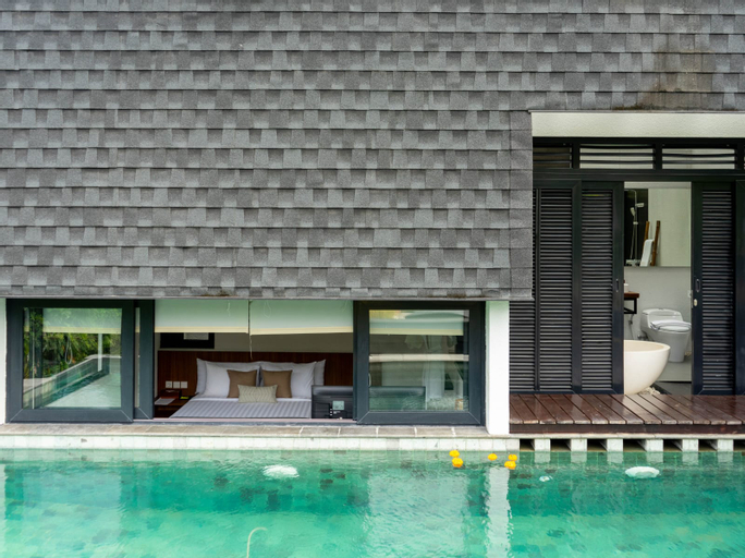 Swimming Pool 10