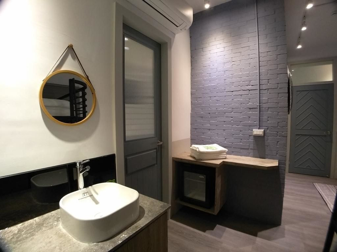 Bathroom 3, itravel Hostel, Hualien