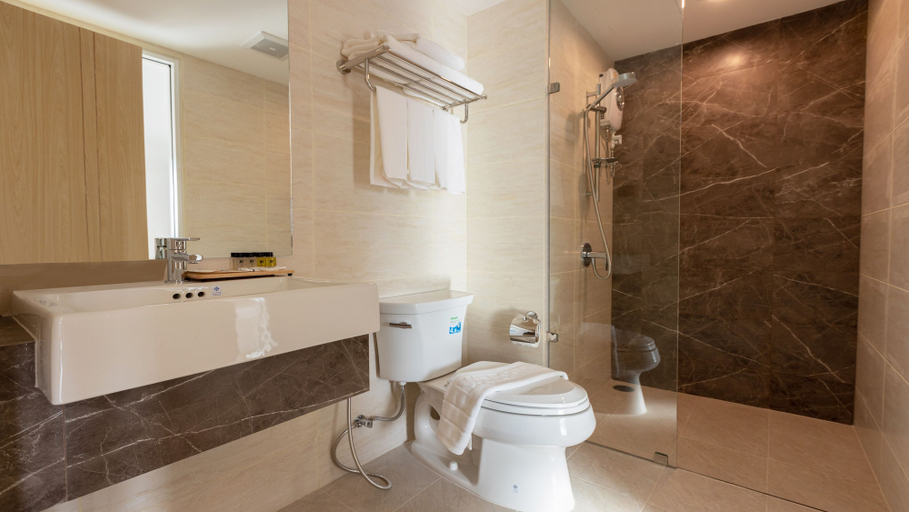 Bathroom 3, B2 Don Mueang Premier Hotel , Bang Khen
