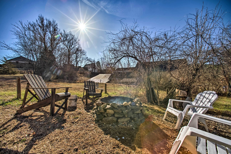 Others 5, North Creek Cottage in the Adirondacks w/ Fire Pit, Warren